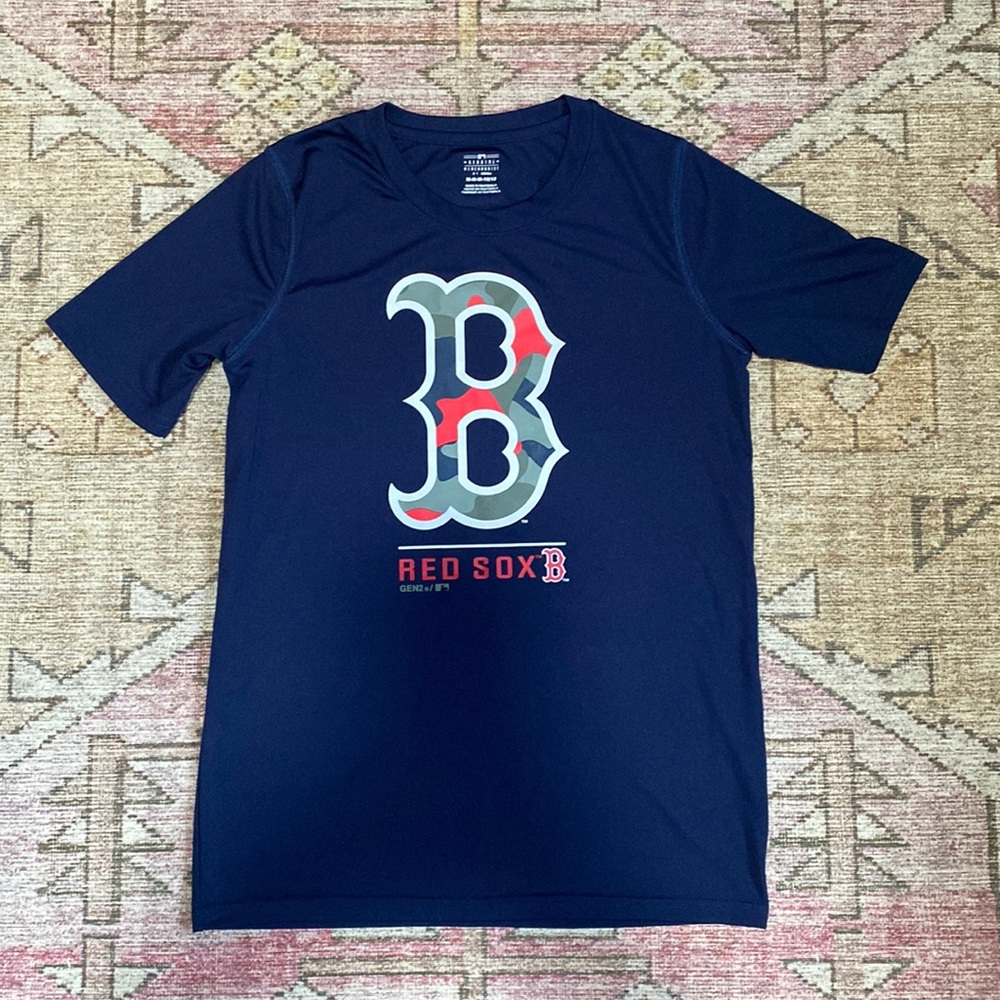 Youth Boston Red Sox t-shirt size medium 10/12